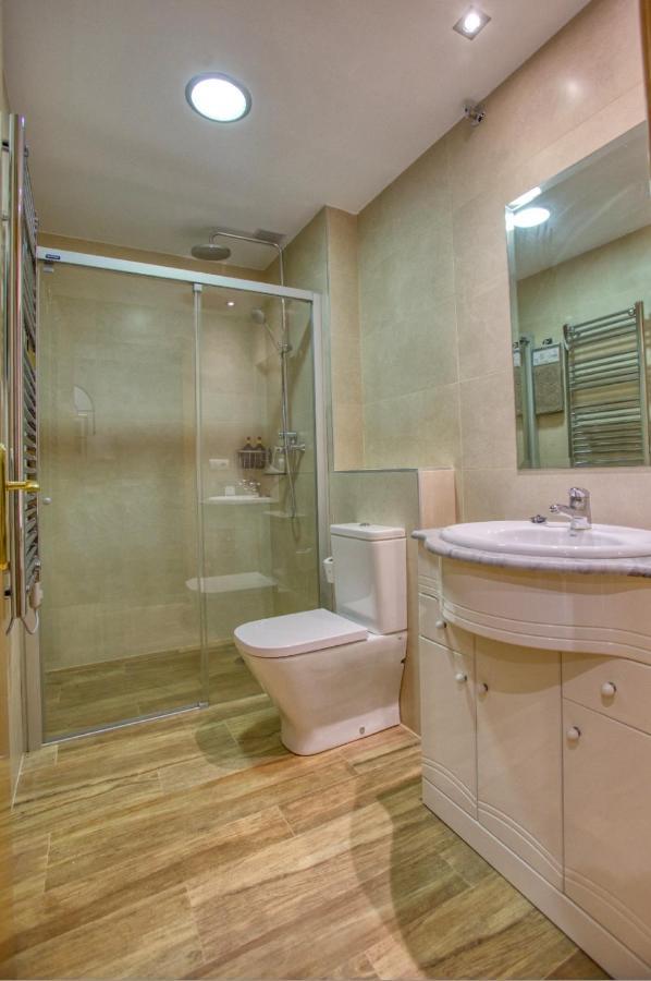 El Loft De Berta Apartman Oviedo Kültér fotó